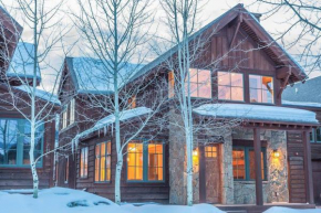 Cabin in the Heart of Town - Big Sky